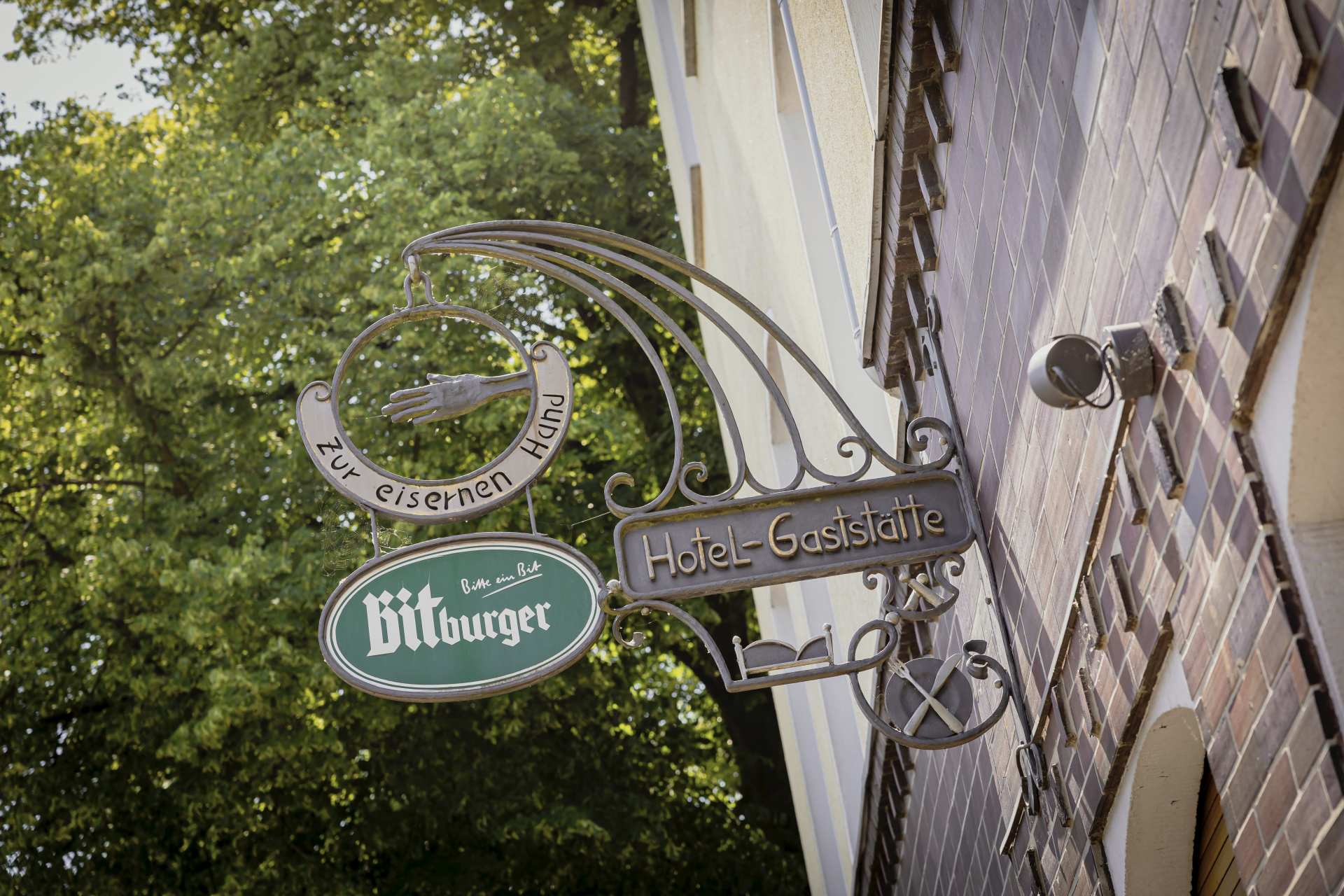 Hotel Restaurant zur eisernen Hand - Aussenansicht